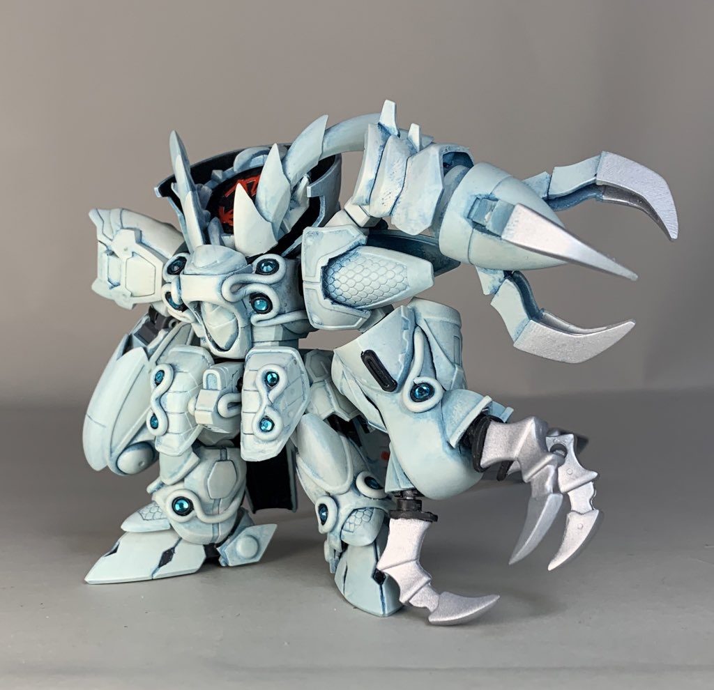 クロスボーンガンダムdustに登場するバロックをモチーフに作りました