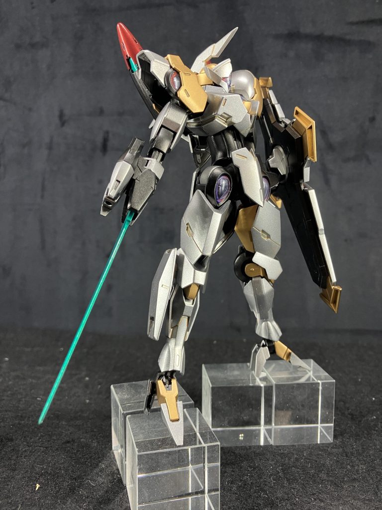 武装はペギル・ベウ