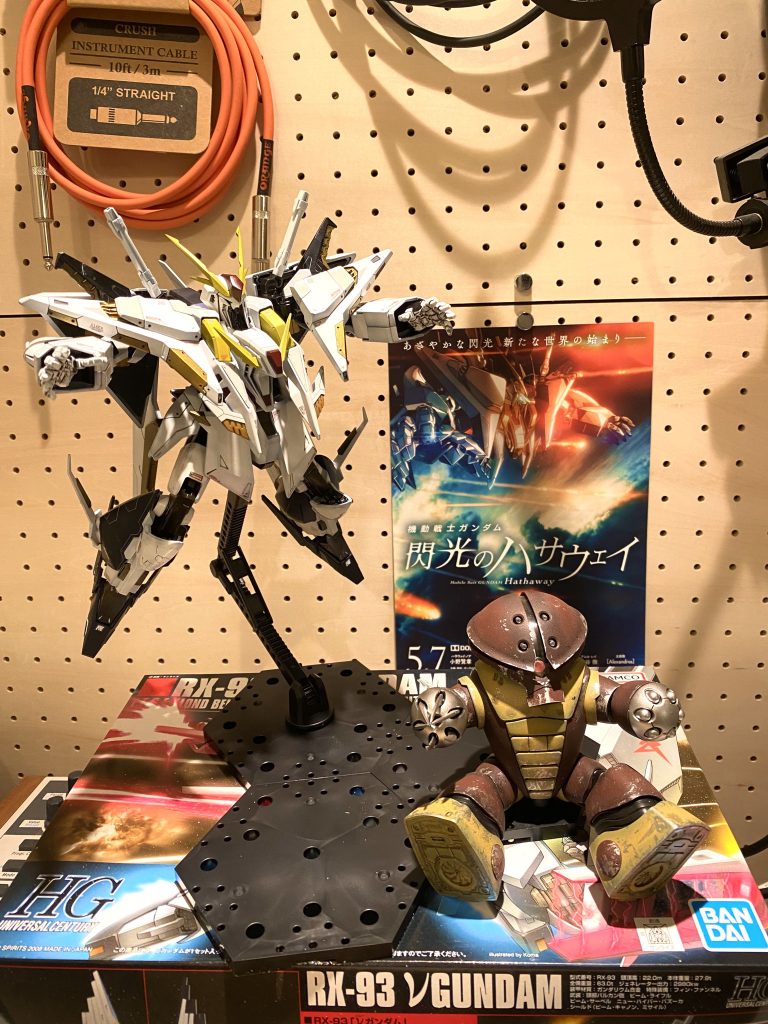 前作アッガイとコラボ。大きいは正義ですね。 ご閲覧頂きありがとうございました。次回はペーネロペー かエアリアル1/100で悩んでます。お楽しみに。