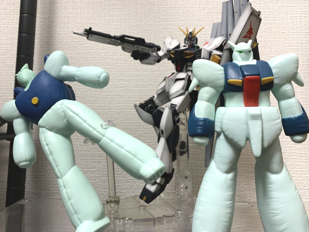 リガズィのバルーンももちろんあります。けれども肝心のリガズィが手に入りません!HGUCリガズィほしい•••