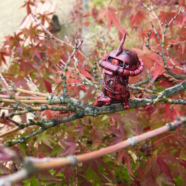 ザクランデブー紅葉迷彩、深緑迷彩