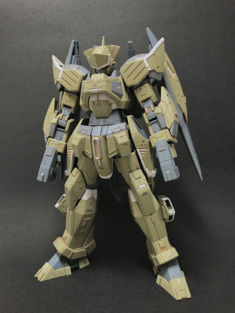 今回コンセプトは特にありませんが、ジャックエッジのキャラクターはなるべく残しつつ、追加パーツで好みの形に改造するという方針で作りました。