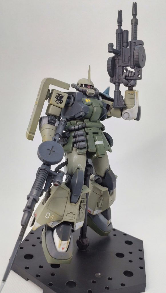 前の2機はずんぐりシルエットを意識しましたが、こちらはスラっと見えるようにちょっとだけプロポーションをいじってます。