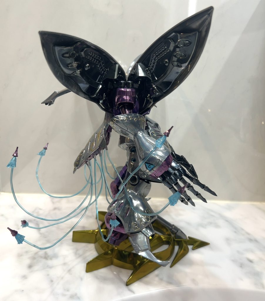 ファンネルエフェクトはビルダーズパーツのパーツを複製、ソフトプラ棒とアルミパイプで固定しました。