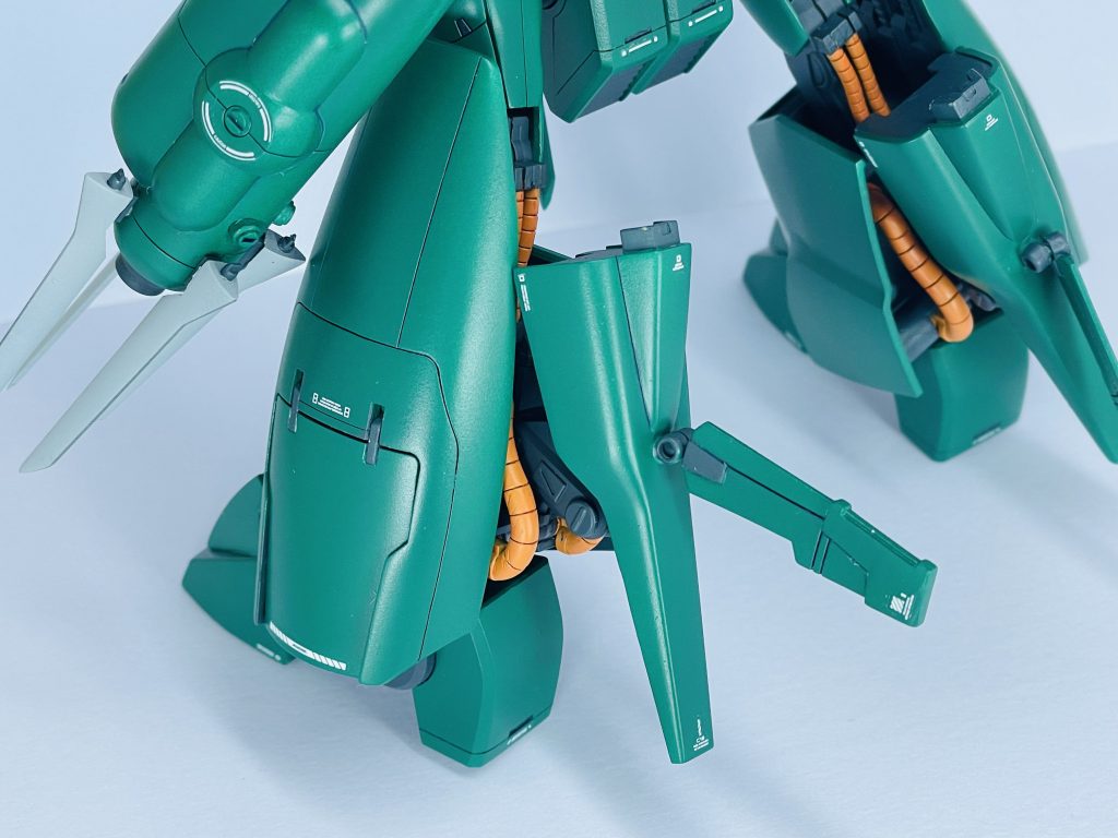 各所のパネルラインは彫り直しと一部追加。