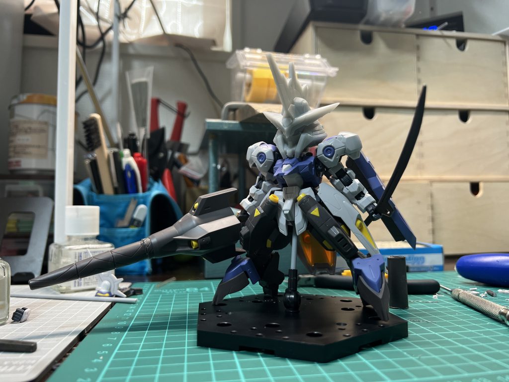 リアスカートも接続OK！！ドリルランスがクソデカなのでモールドが無いところをカット＆接着これでバランスは良しとします