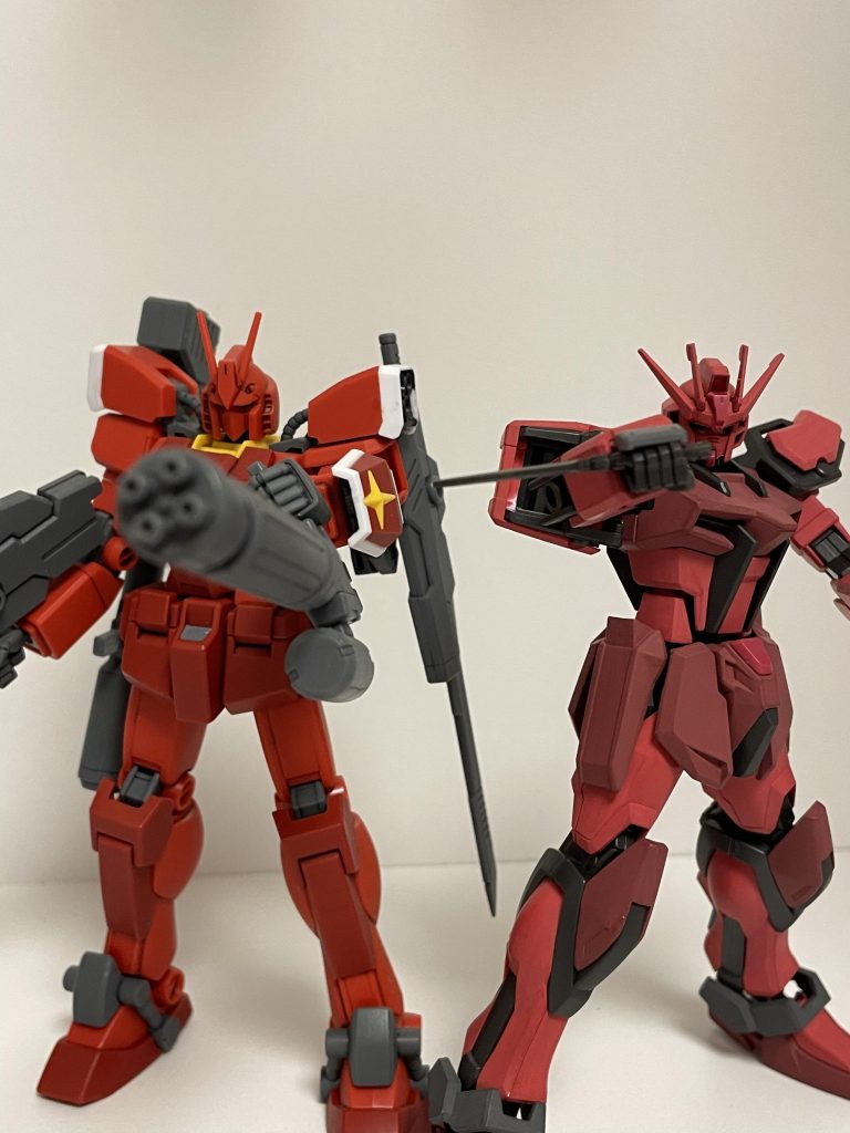 並べるとあんまり似てないな。。。