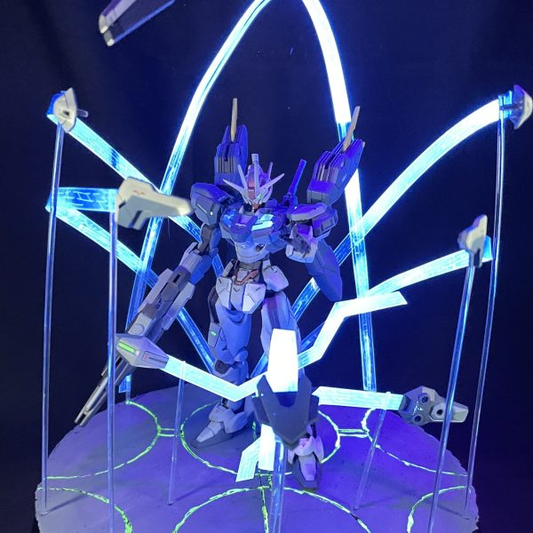 ガンダムエアリアル改修型　飛び交うガンビット！