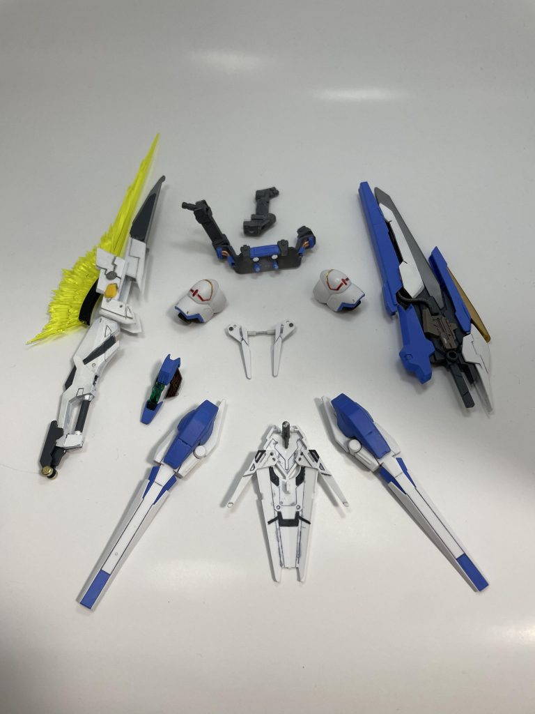 分解したパーツ色んなジャンクパーツを混ぜ合わせて作りました 初めてのディテールアップとミキシング楽しかったです♪