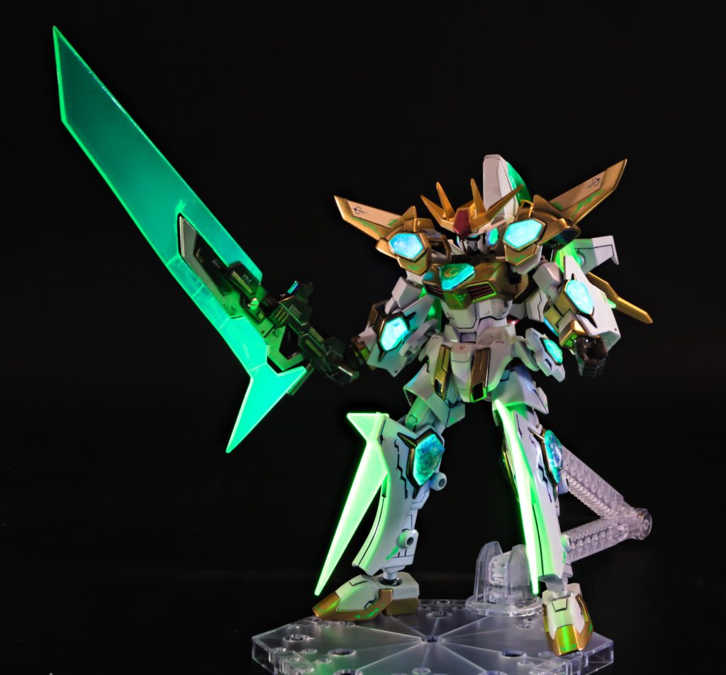 SDBF スターウイニングガンダム(ゴールド&レジン)–5枚目/制作者:@akiatom