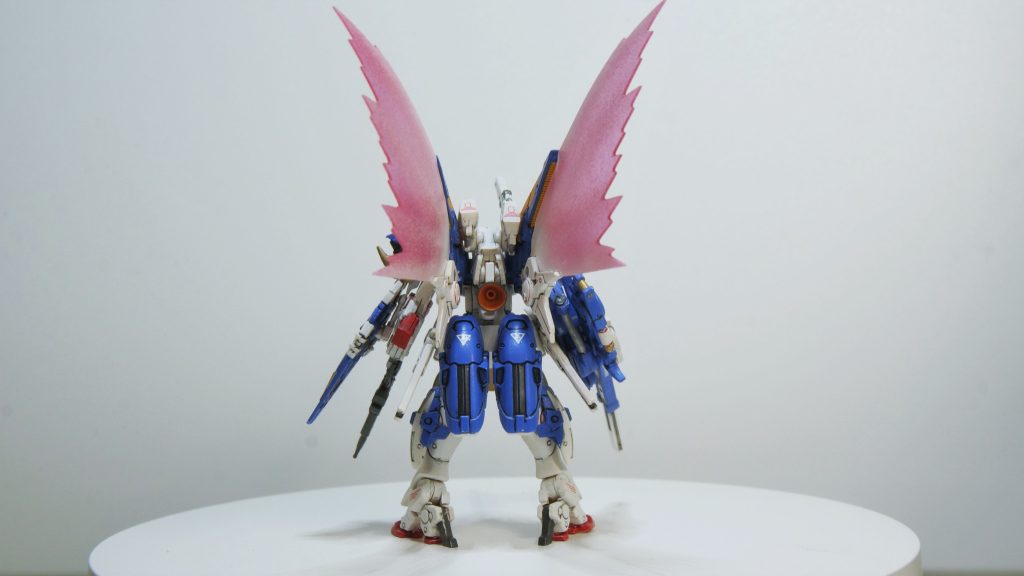 塗装は主にラッカー系をエアブラシで、部分的にラッカーとエナメルを筆塗りしています