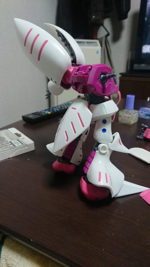 ファンネルラックを腰へ移設