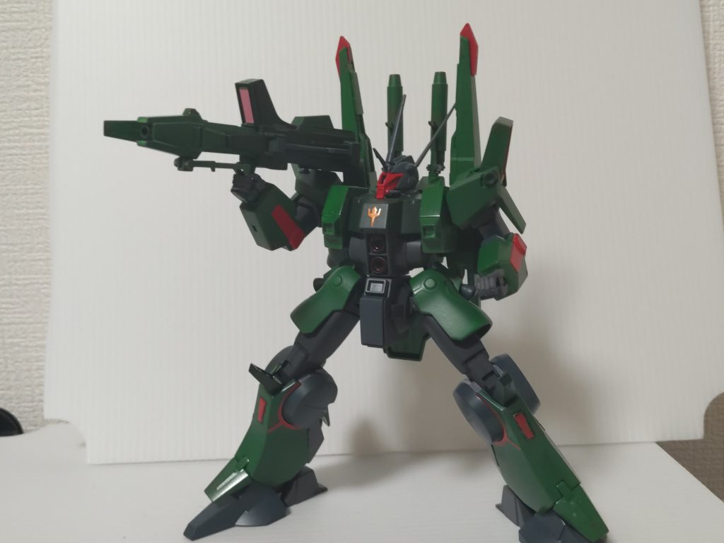 武器構えポーズ