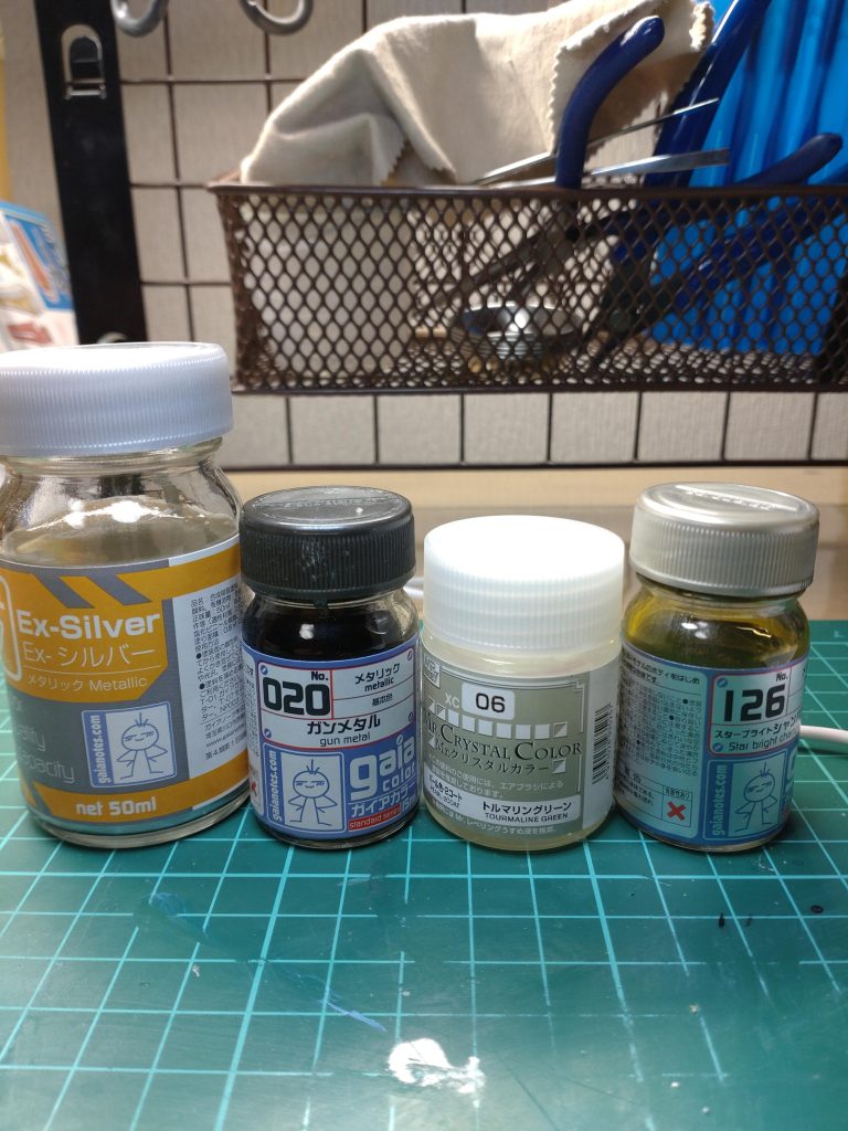 キャンディ塗装の下地を色々失敗も成功もわかりやすいかと思い白クリア