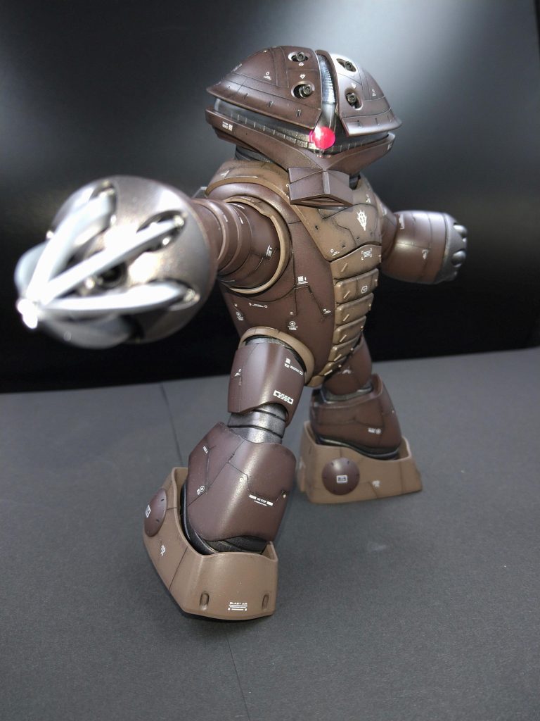 ポージングが難しい