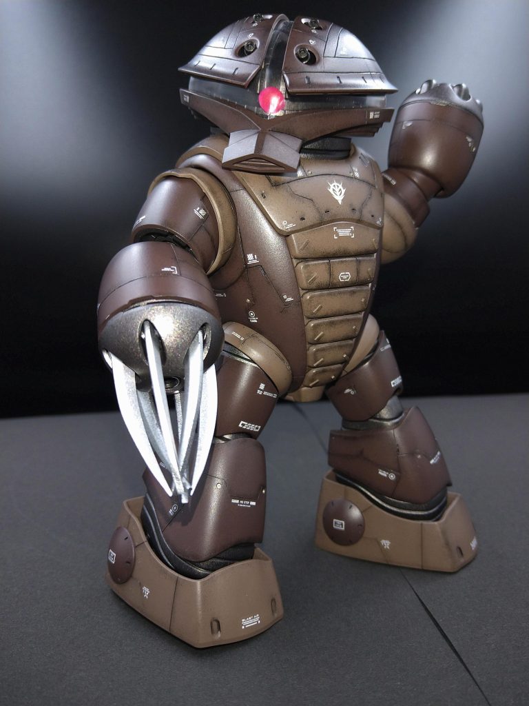 最後はよくわからんポーズで愛嬌ありますね