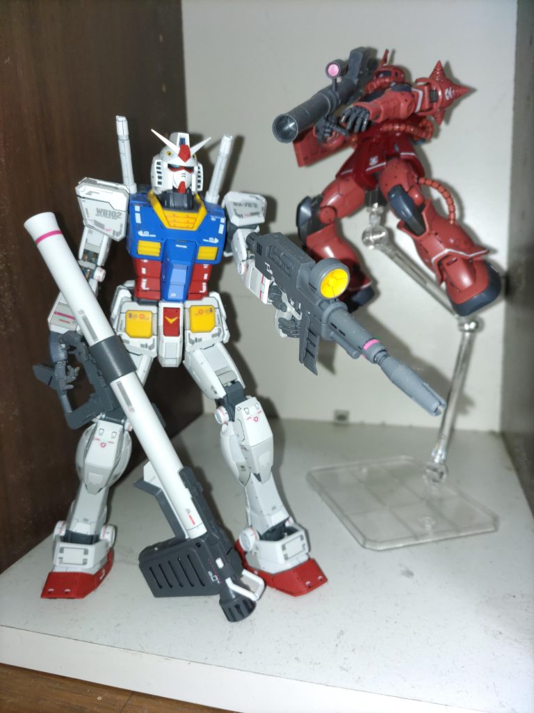 MG VER3.0ガンダムとORIGIN版シャアザク