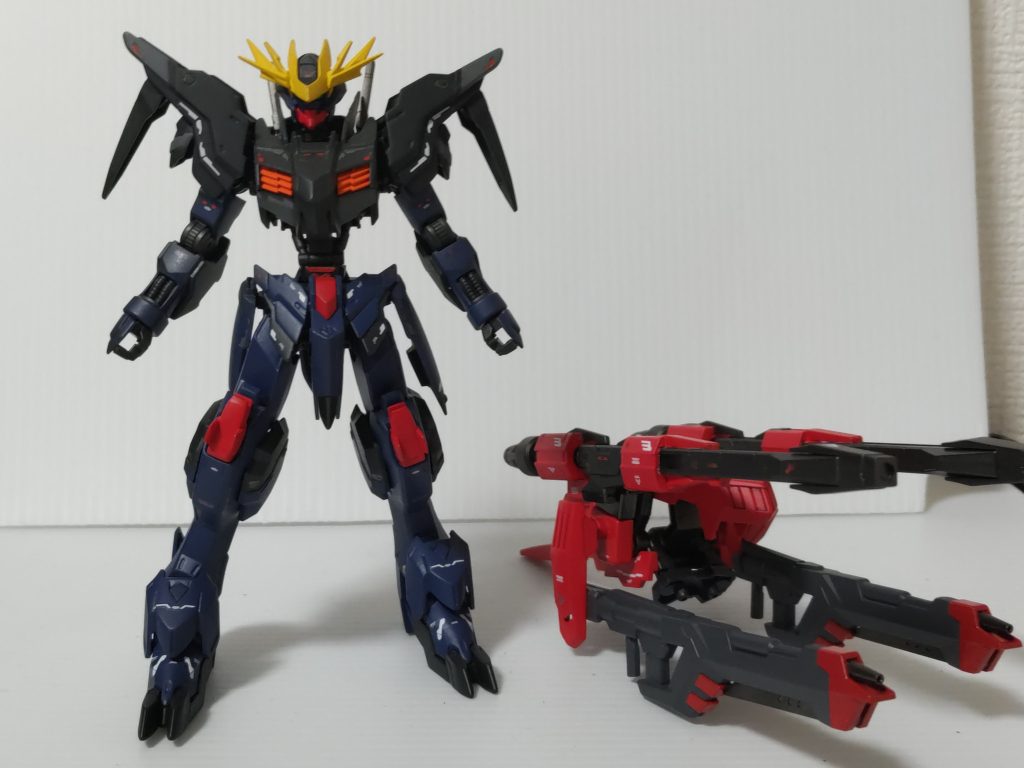 最後に、ガンダムバルバクロスと並べて一枚！ご覧いただき、ありがとうございました!