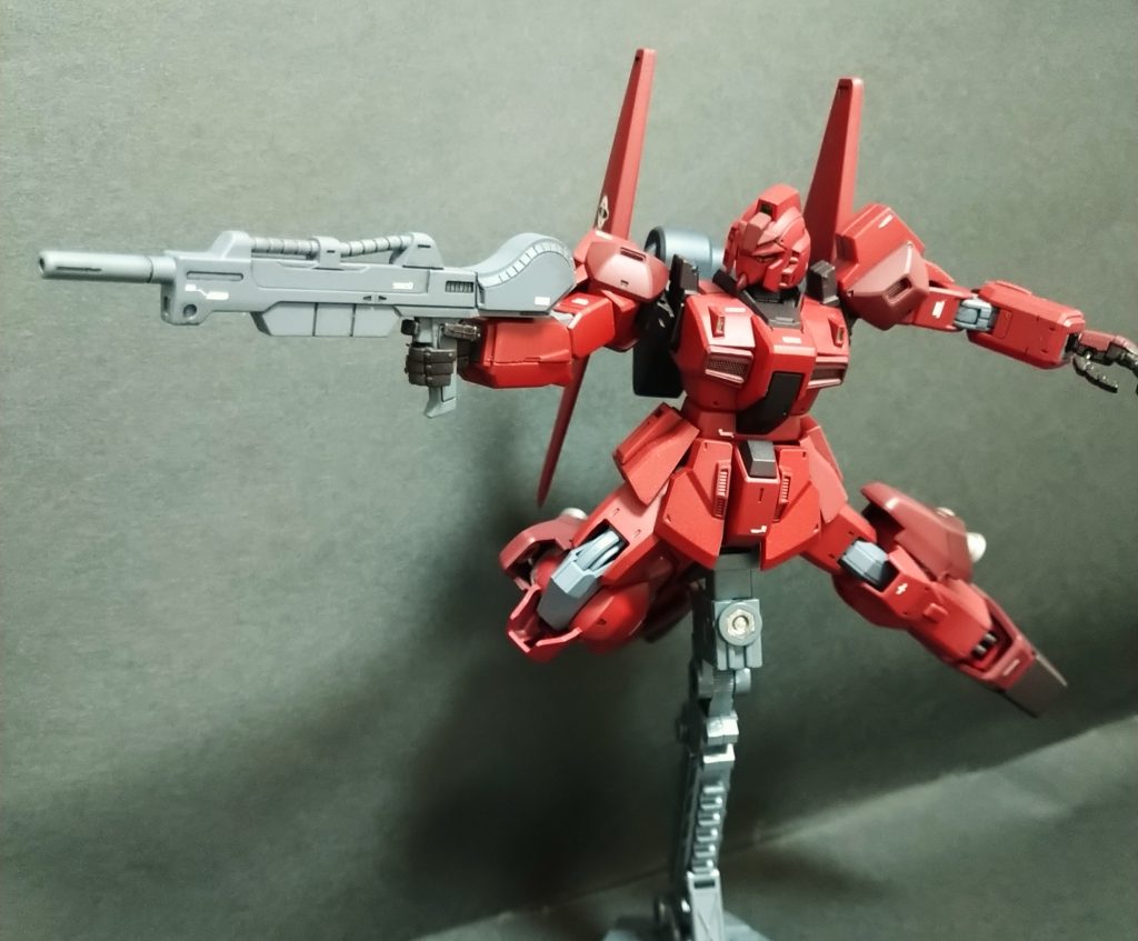 主にリバイブ版のMk-Ⅱに、肩アーマーはネモ、足はジェスタ、武器とバックパックは旧版の百式をミキシングしました。