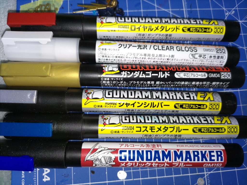 使用したガンダムマーカーです。クリアーも含めて全部直塗です。 