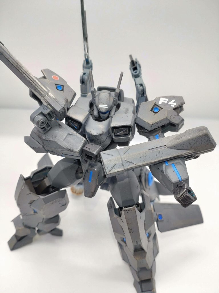 展開は再現出来ませんが、ナイフシースイメージです。