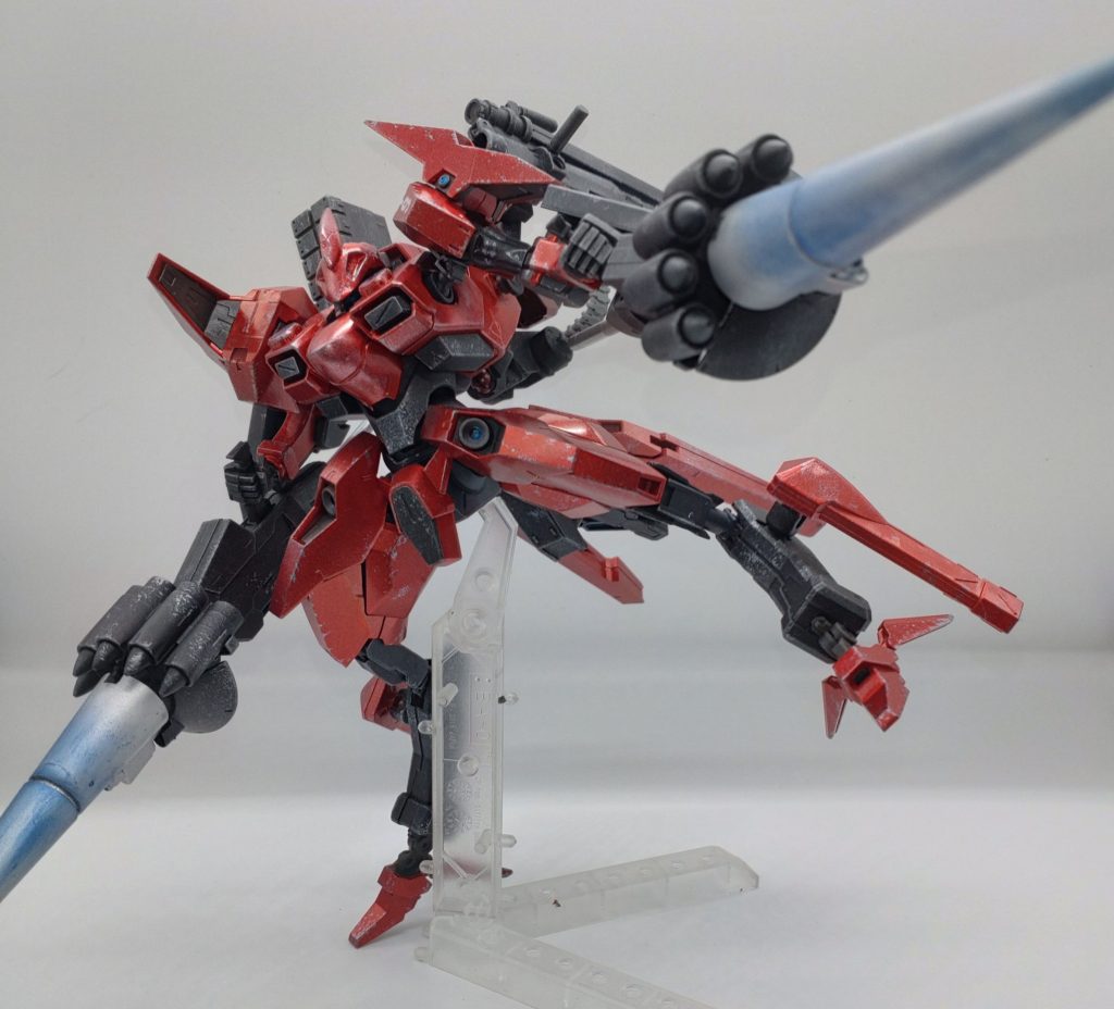 ショットランサーは伸ばすと画像に入らないので縮めたまま撮影。