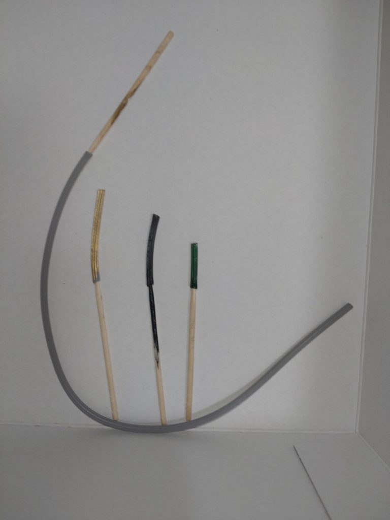 動力パイプ等に–4枚目/制作者：斎藤　辰巳