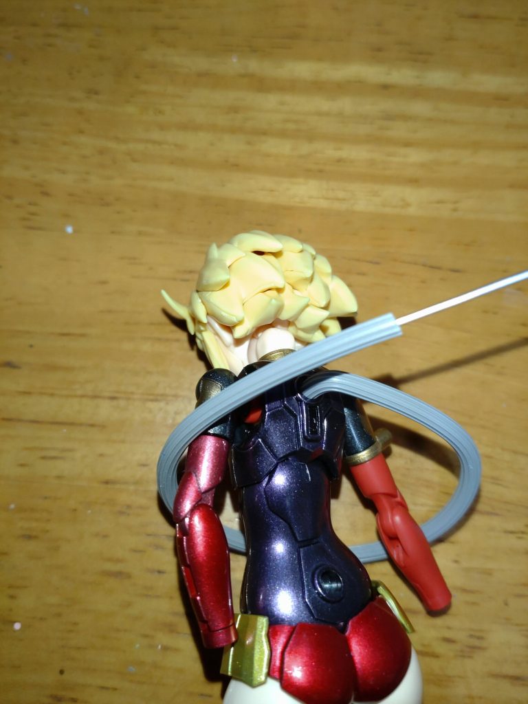 2.8ミリの曲がり具合