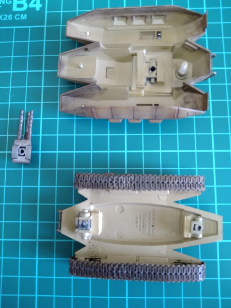 こちらの写真が《マゼラベース部分》の裏でございます！😚この段取作業のお陰で、全体的のプロポーション確認、最後の塗装、ウエザリングなど、とてもスムーズに作業進められました！😚