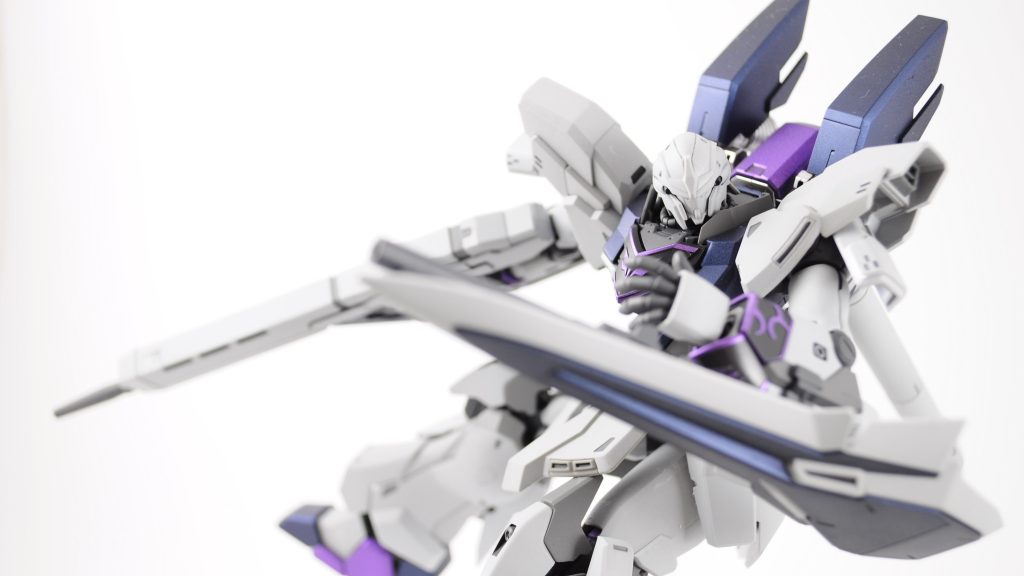 その他は濃いグレー→ガイアカラー・ニュートラルグレー4紺部分→ガイアカラー・プリズムブルーブラックフレーム→ガイアカラー・メカサフ「スーパーヘヴィ」バーニア他→ガイアカラー・フレームメタリック2です。