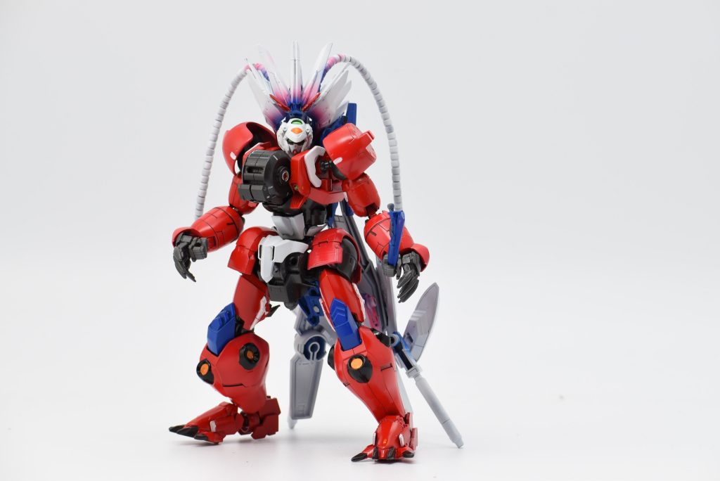 一部パーツを換装することでどこに出しても恥ずかしくないほど一般的なガンダムにすることも可能この状態では「コライドラガンダム」に名前が変わるという設定