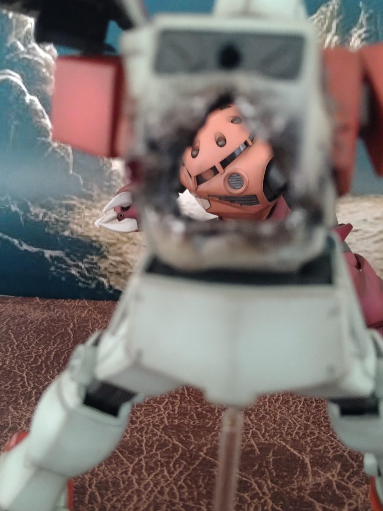 .ポージングテストの為、何度もジムのお腹にズゴックの腕を通してみましたが、塗装剥がれはおきませんでした!😆.「ホッ」と一安心致しました…😚.良かったです…🤗.