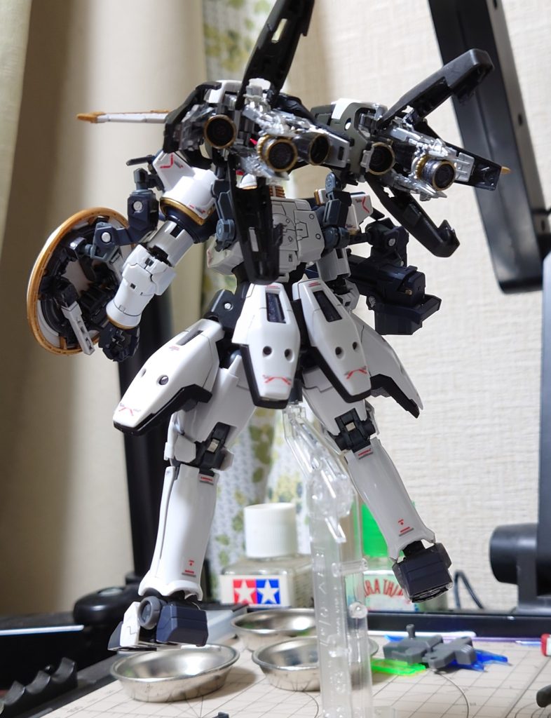 殺人的な加速(アニメカラー塗装トールギス)–2枚目/制作者：隠れ蓑