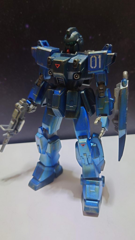 メタリック艶消し、ウェザリング仕上げ全塗装です。旧HG頭部移植してます。  