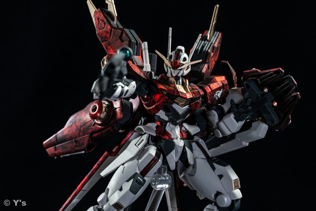 今回はHGガンダムエアリアル、HGガンダムエアリアル改修型、フライトユニットをミキシングしてます。