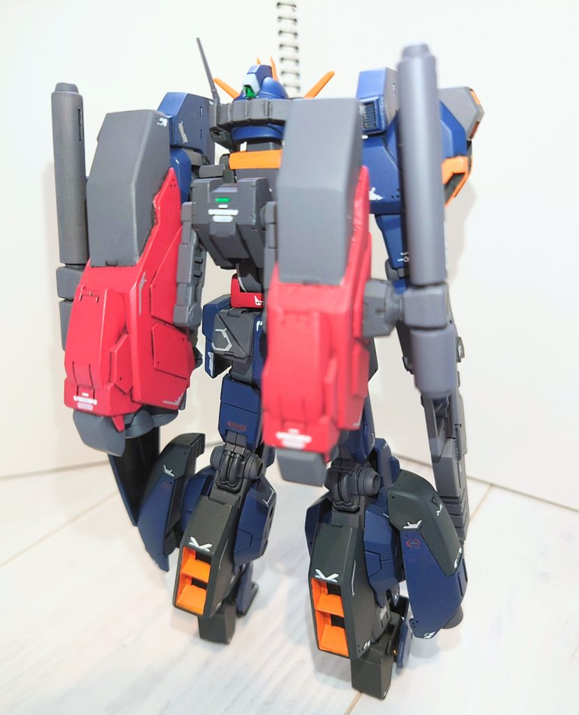 後の時代に残存した2機のガンダムヘッドがオールズモビルの特殊部隊で実戦配備されたという説も存在するが、そもそも機体の基礎設計が第一次ネオ・ジオン戦争の頃のもので旧型かつ、オールズモビルのMSとこの機体とではロンド・ベル隊で運用されていたデルタプラスのように部品の互換性がほぼ無いと言ってもいいため、信憑性は低い。