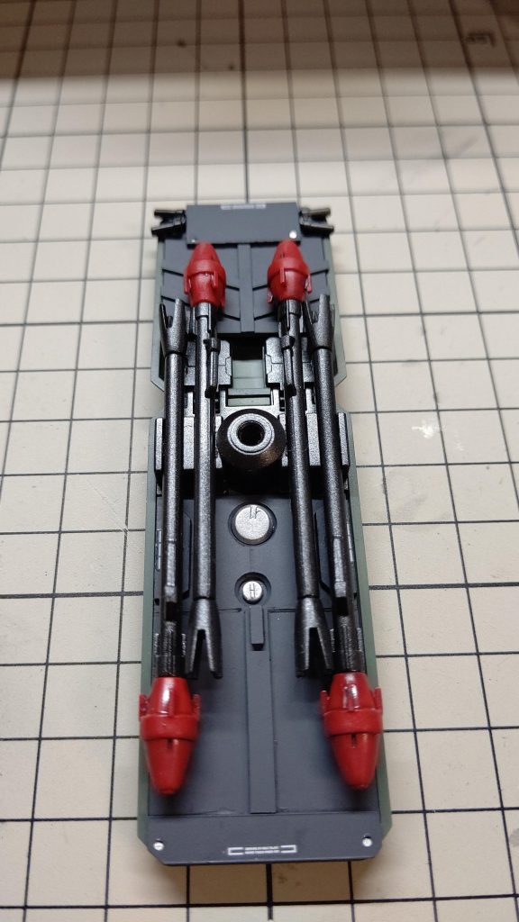 今回、シールド裏にもデカールを貼りました。あまり目立たないので単体で写真撮りました