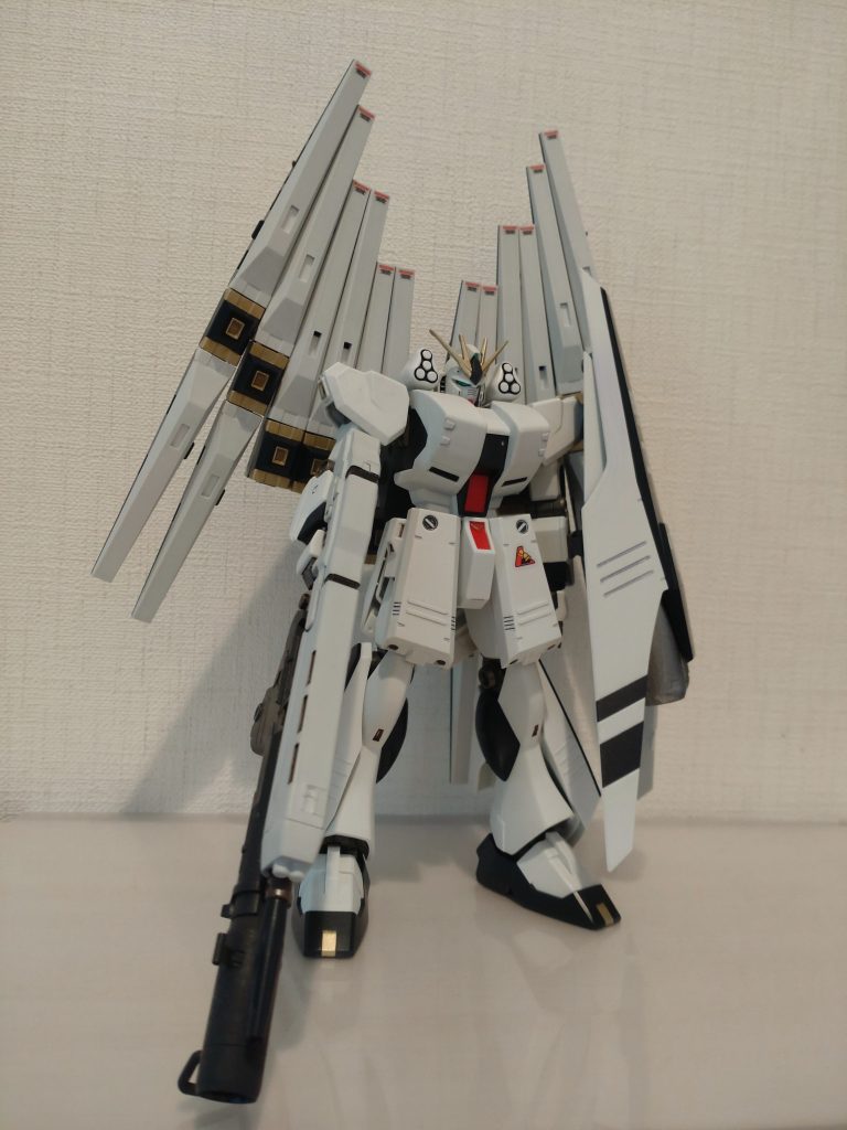 νガンダム–2枚目/制作者：ai_gunpla