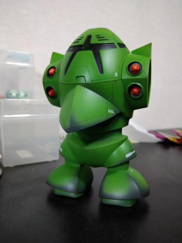 腕関節に関しては、サボらずにちゃんと加工すれば良かったと後悔してます…。組み上げるまではコレでイケると思ったのですが、ほとんど動かせなくなってしまいました…