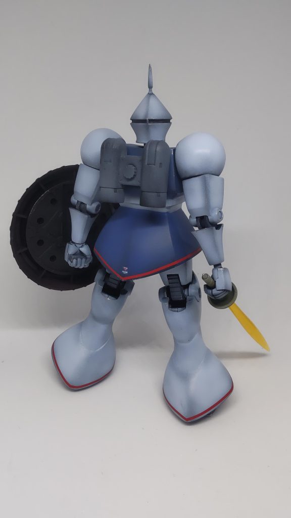 背面。バックパックもHGですね。