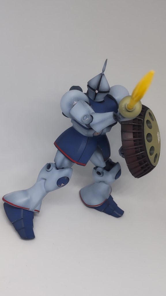 構えからの……。