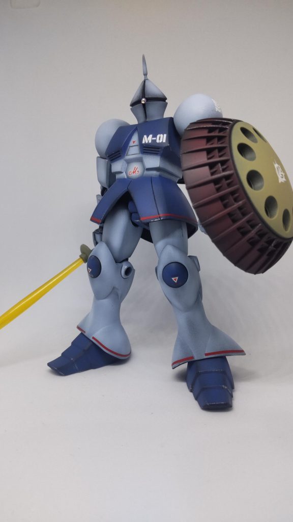 旧キットでギャンを制作しました。と言っても100%旧キットではなく脚や武器等は旧HGを使用しています。