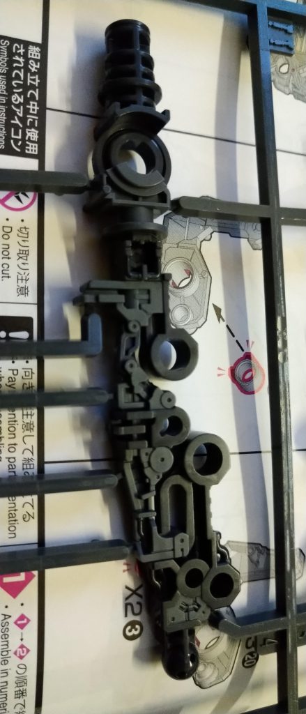 バンダイ驚異のランナー。これで1パーツ可動可能っておかしくね!?(褒