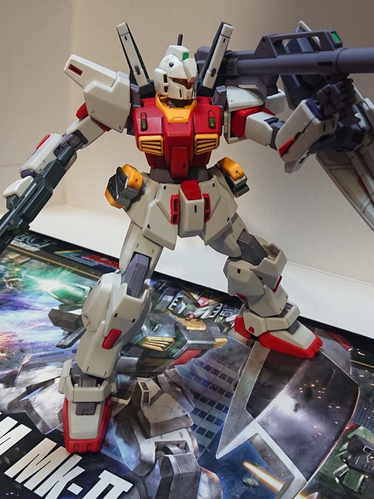 解説文④：本機の運用② 本機の特筆すべき戦果の1つとして挙げられるのが12月上旬のサイド1ティターンズ内紛だ。これはダカール演説後にサイド1にて暴走したティターンズの一部隊が、独断で1つのコロニーへ毒ガスを注入しようとしたのをエイレンとミクの所属する部隊が阻止したというものだ。解説文⑤へ続く