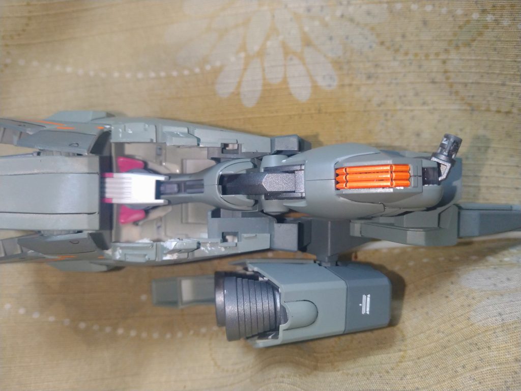 ルブリスとエアリアル系列の足首の接続軸が同じなのを利用しています