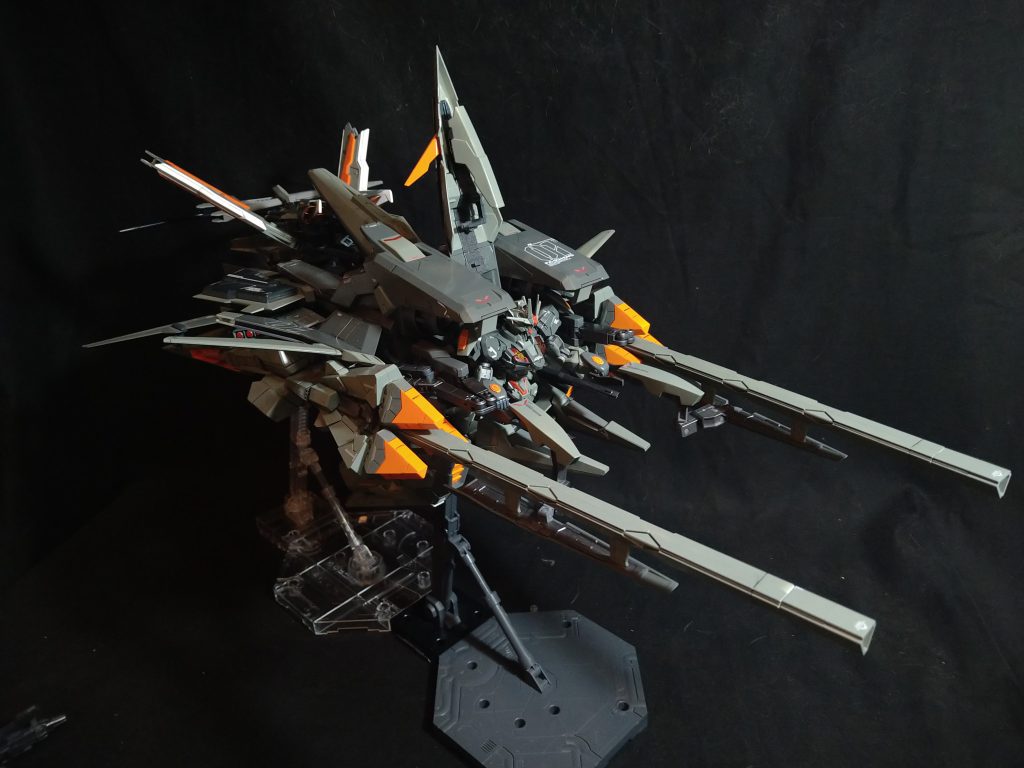 アームド・ベース形態