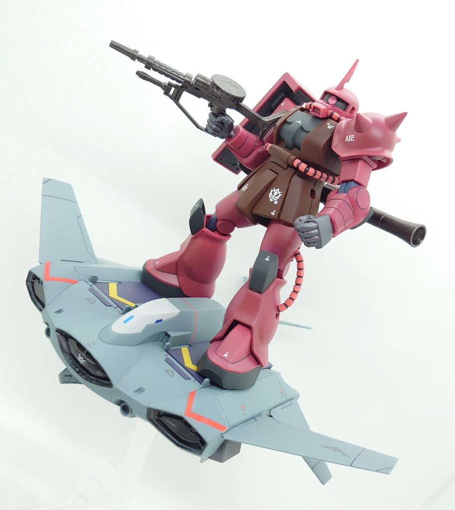 そしてシャアザクも乗せてみました。