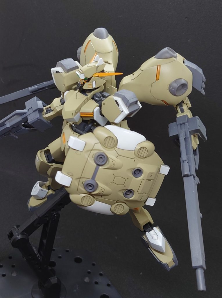 HG ガンダムグシオンリベイク–3枚目/制作者：鼻フック船長