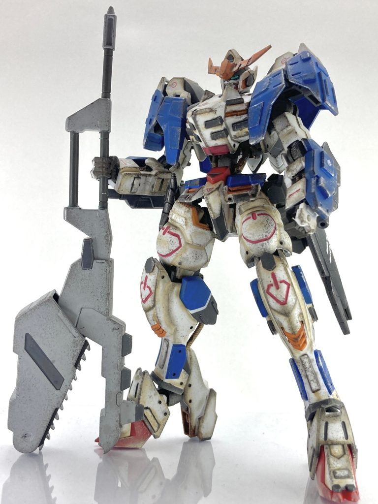 少しアオリ気味に撮りました!