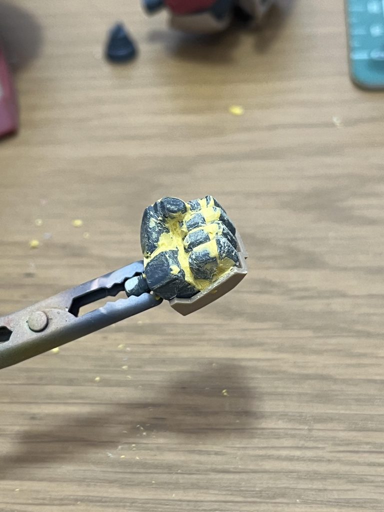 雑な手!塗ればそれなりになります!